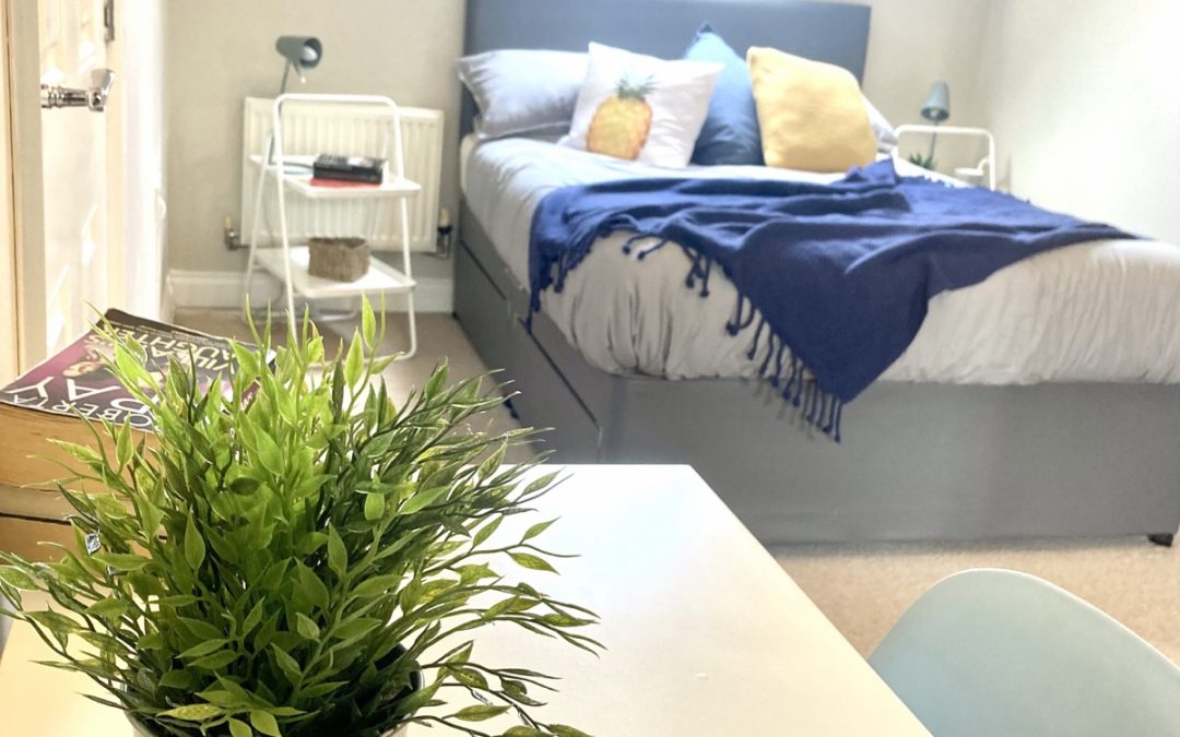 Room 5, Cirrus Drive, RG2 9FL