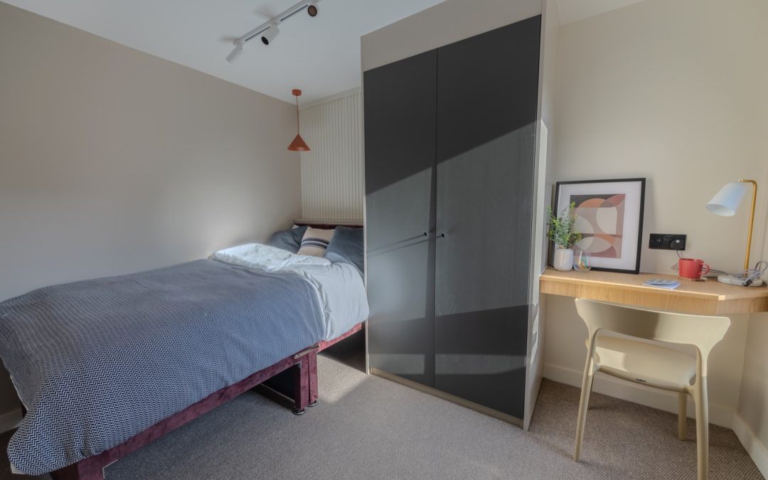 Room 3, Norfolk Road, RG30 2EE