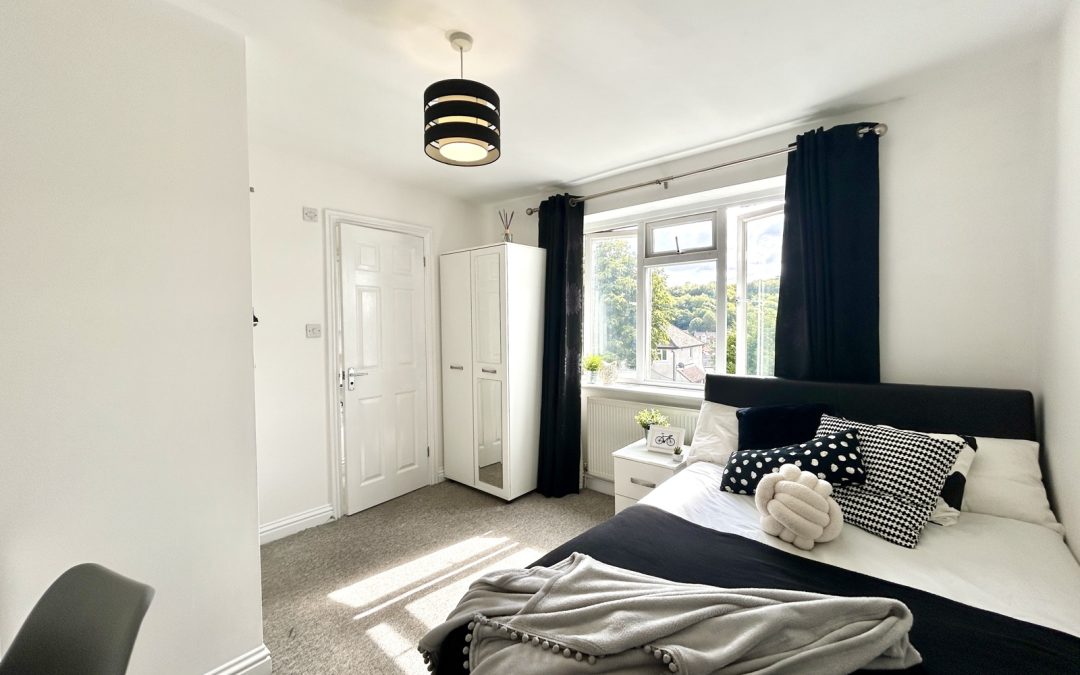 Room 6, Tilling Crescent, HP13 7XU